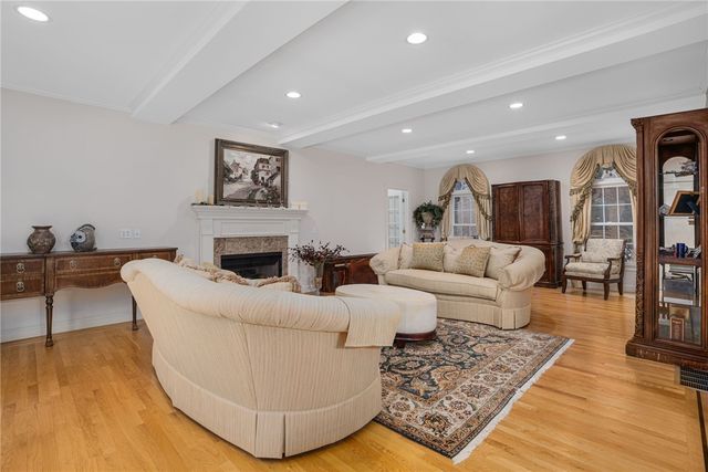 20 Bailey Boulevard, East Greenwich, RI 02818