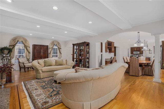 20 Bailey Boulevard, East Greenwich, RI 02818