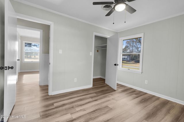 16 Elm Street, Vandemere, NC 28587