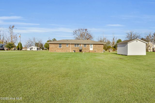 16 Elm Street, Vandemere, NC 28587