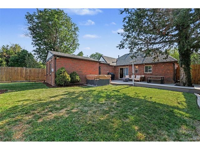 790 Holly St, Denver, CO 80220