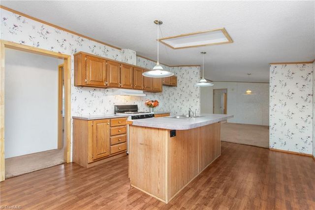 3256 Mebane Rogers Road, Burlington, NC 27217