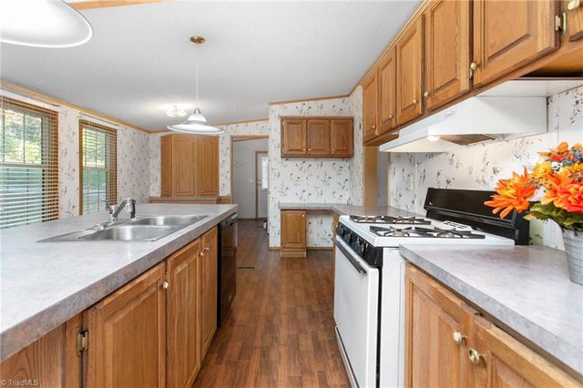 3256 Mebane Rogers Road, Burlington, NC 27217