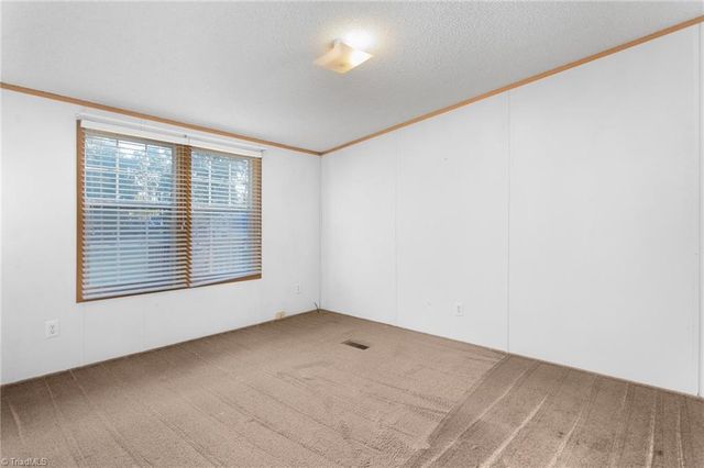 3256 Mebane Rogers Road, Burlington, NC 27217