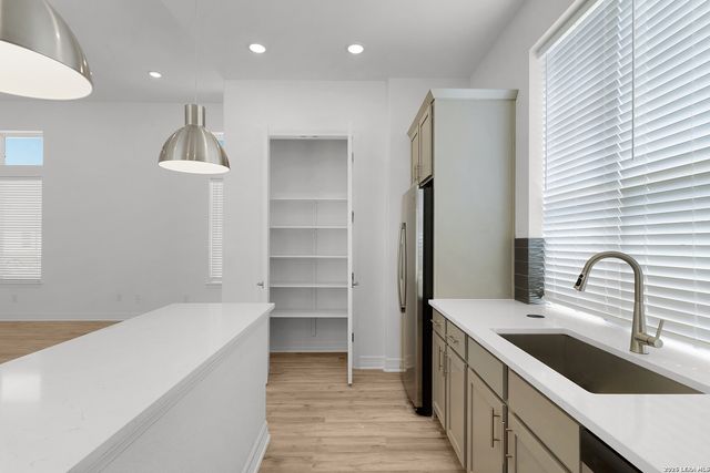 3523 N Loop 1604 E Unit 2301, San Antonio, TX 78247