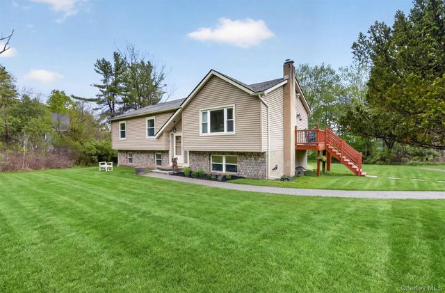 492 Newport Bridge Road, Pine Island, NY 10969