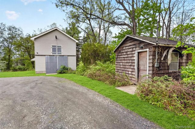 492 Newport Bridge Road, Pine Island, NY 10969