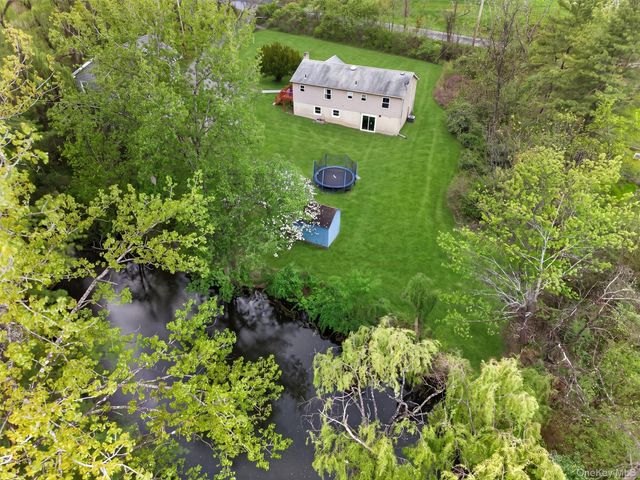 492 Newport Bridge Road, Pine Island, NY 10969