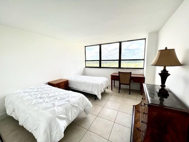 5600 N Flagler Drive 1803, West Palm Beach, FL 33407