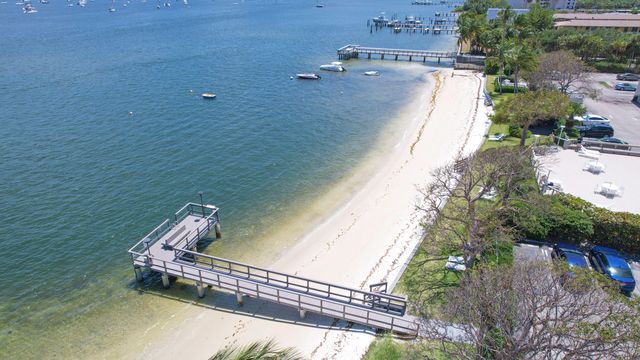 5600 N Flagler Drive 1803, West Palm Beach, FL 33407