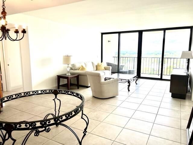5600 N Flagler Drive 1803, West Palm Beach, FL 33407