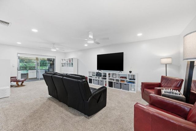 154 Lake Rebecca Drive, West Palm Beach, FL 33411