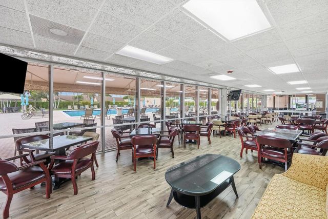 154 Lake Rebecca Drive, West Palm Beach, FL 33411