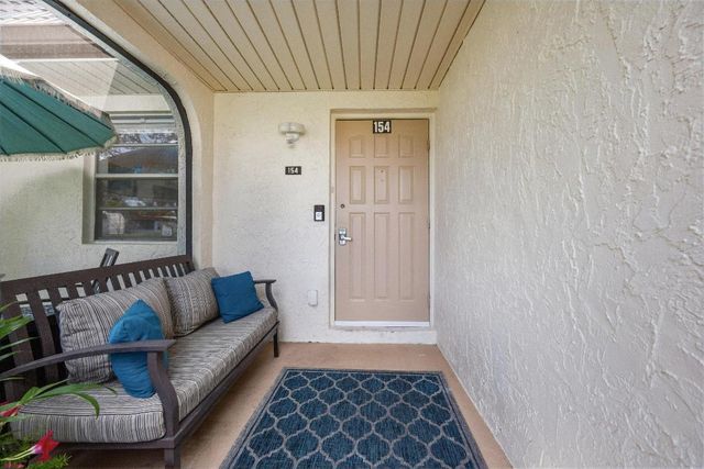 154 Lake Rebecca Drive, West Palm Beach, FL 33411