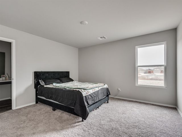 695 Foxtail Drive, Newcastle, OK 73065