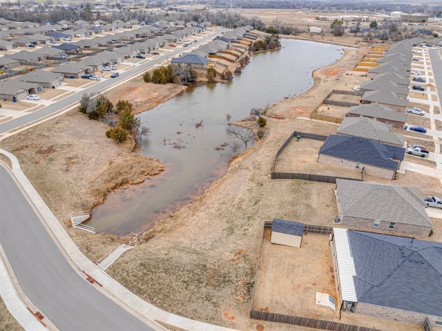 695 Foxtail Drive, Newcastle, OK 73065