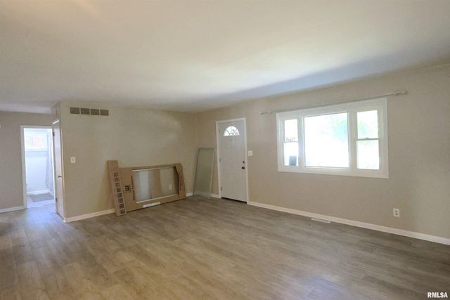 11 RIDGE Road, Centralia, IL 62801