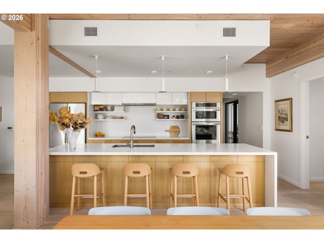 12 Ne FREMONT St 2W, Portland, OR 97212