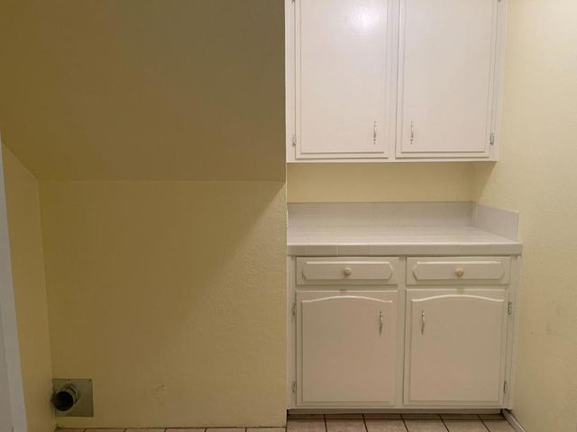 60 Franks Drive, Hollister, CA 95023