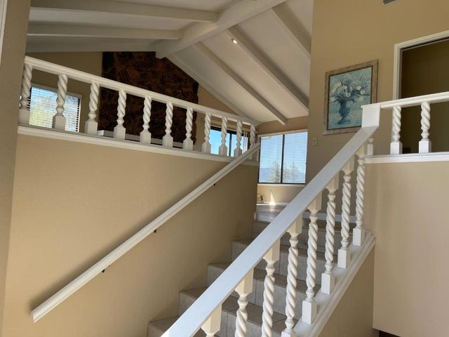 60 Franks Drive, Hollister, CA 95023