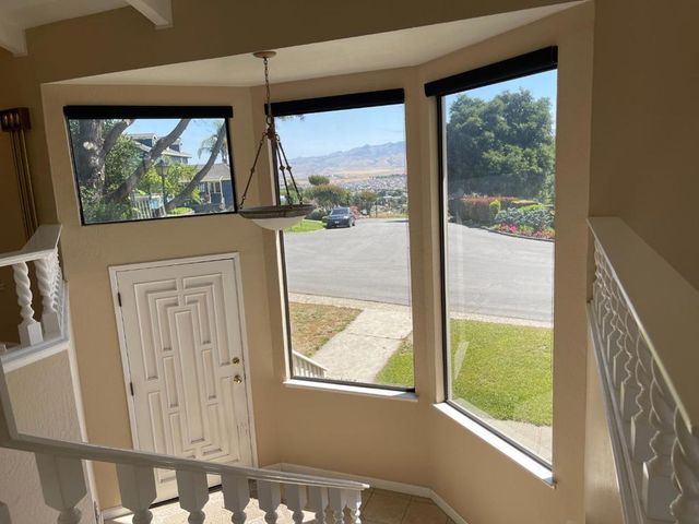 60 Franks Drive, Hollister, CA 95023
