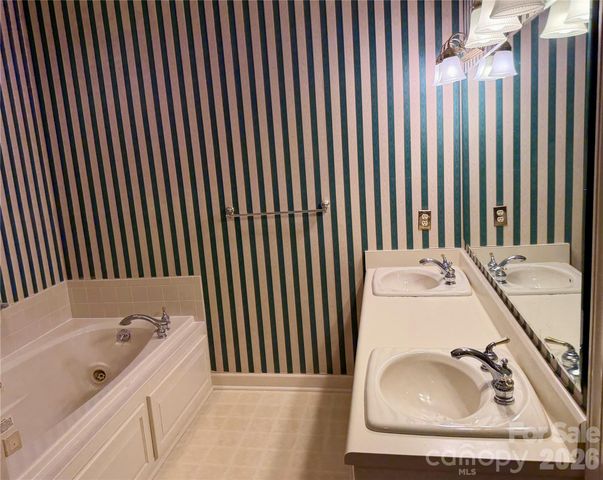 128 Temple Lane, Blacksburg, SC 29702