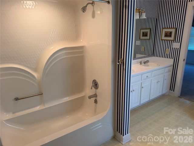 128 Temple Lane, Blacksburg, SC 29702