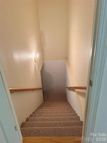 128 Temple Lane, Blacksburg, SC 29702