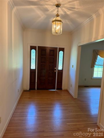 128 Temple Lane, Blacksburg, SC 29702