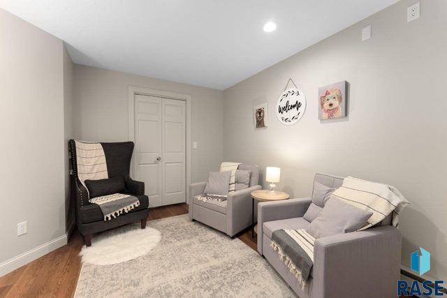3557 S Spencer Blvd Boulevard, Sioux Falls, SD 57103