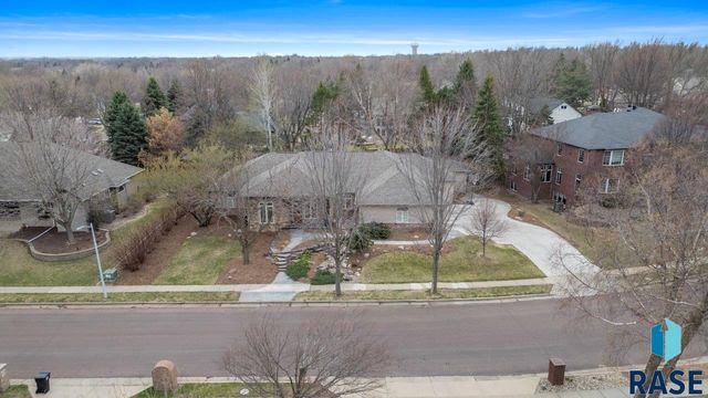 3557 S Spencer Blvd Boulevard, Sioux Falls, SD 57103