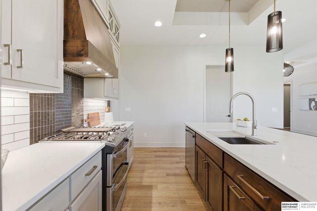 2316 N 182nd Avenue, Elkhorn, NE 68022