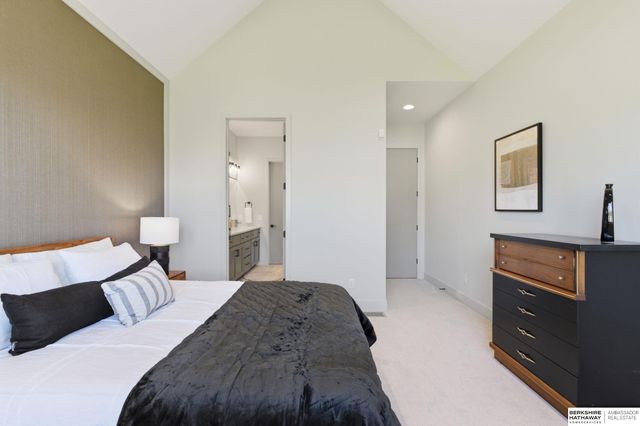 2316 N 182nd Avenue, Elkhorn, NE 68022