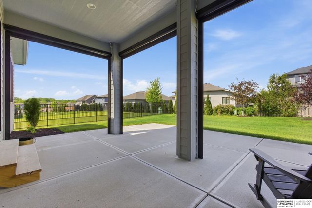 2316 N 182nd Avenue, Elkhorn, NE 68022
