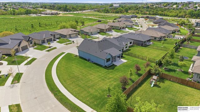 2316 N 182nd Avenue, Elkhorn, NE 68022