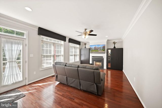 7705 RIDGEPARK CT, Springfield, VA 22153