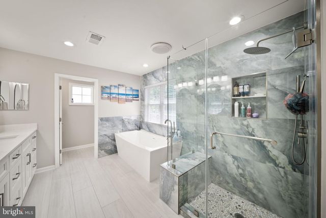7705 RIDGEPARK CT, Springfield, VA 22153