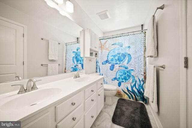 7705 RIDGEPARK CT, Springfield, VA 22153