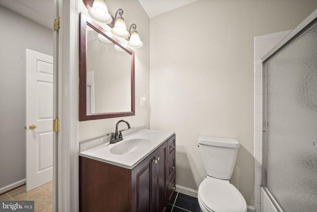 7705 RIDGEPARK CT, Springfield, VA 22153