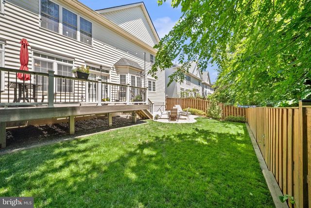 7705 RIDGEPARK CT, Springfield, VA 22153