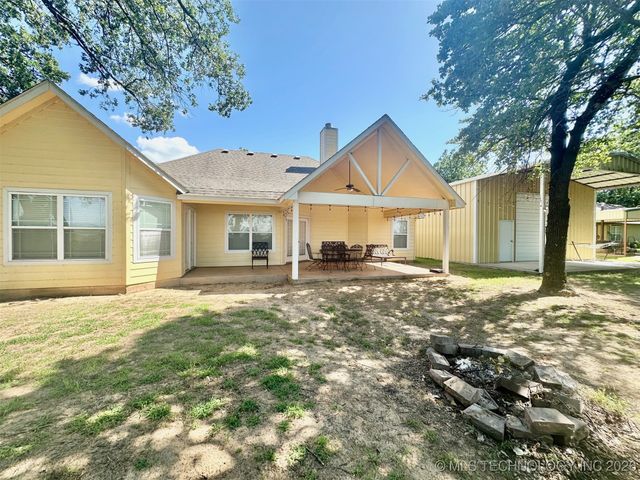 1908 Rhynes-Childress Loop, Kingston, OK 73439