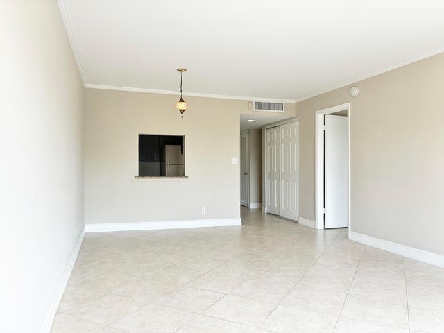 2306 S Cypress Bend Drive 420, Pompano Beach, FL 33069