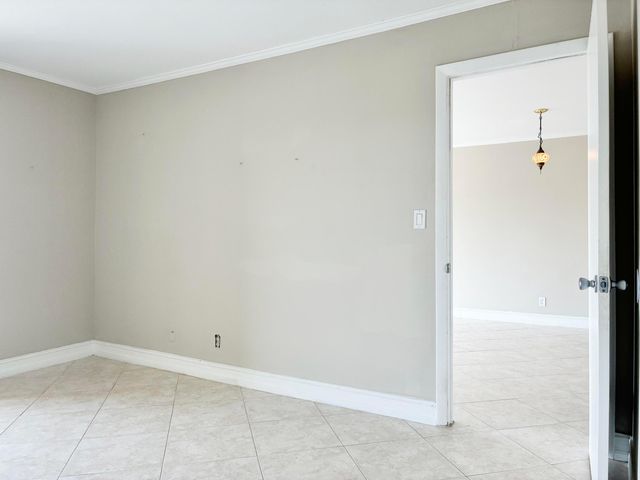 2306 S Cypress Bend Drive 420, Pompano Beach, FL 33069