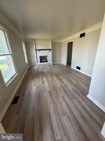 515 BASEHOAR SCHOOL RD, Littlestown, PA 17340