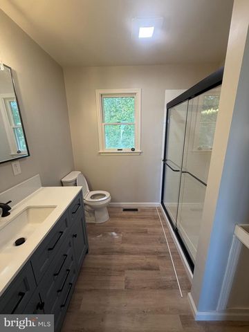 515 BASEHOAR SCHOOL RD, Littlestown, PA 17340