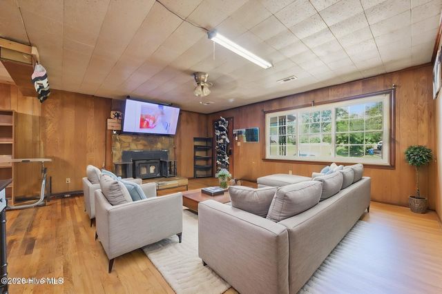 613 Robbinsville Road, Andrews, NC 28901