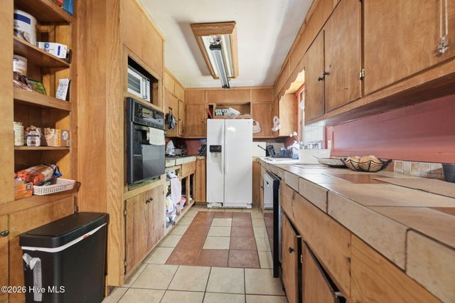 613 Robbinsville Road, Andrews, NC 28901