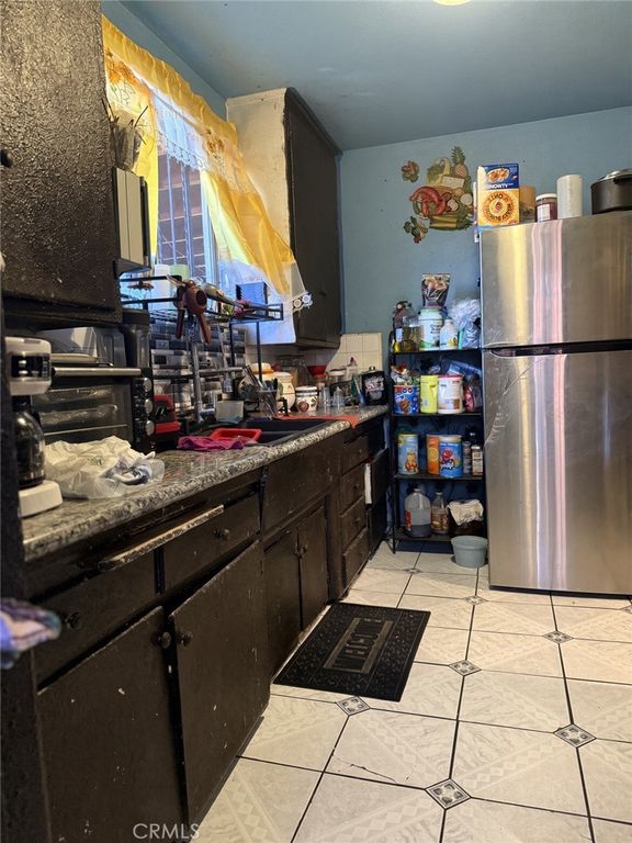 438 E 121st, Los Angeles, CA 90061 — photo 5