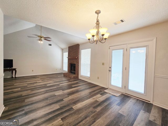 1652 Highway 155 N, Mcdonough, GA 30252