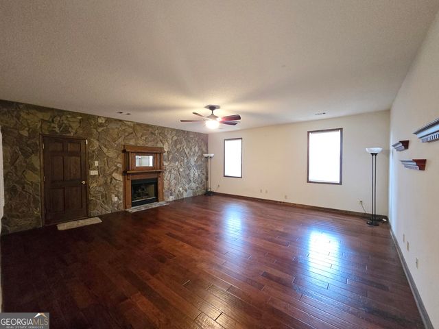 1652 Highway 155 N, Mcdonough, GA 30252